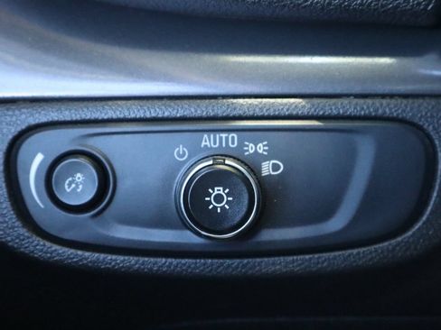 Used 2017 Buick Encore Preferred FWD image 28