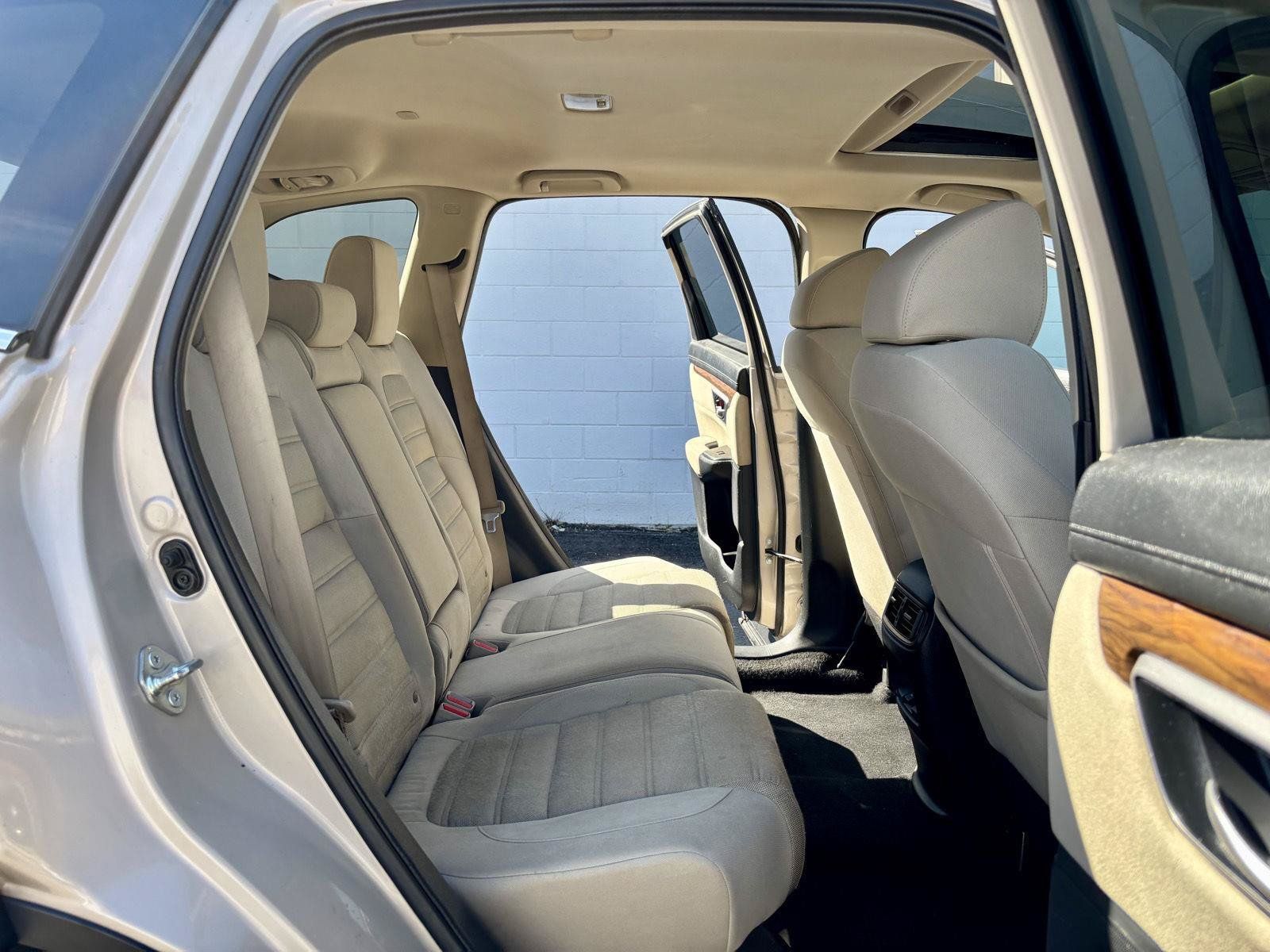 Used 2017 Honda CR-V EX image 9