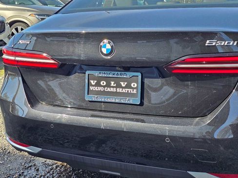 Used 2025 BMW 530i xDrive image 15