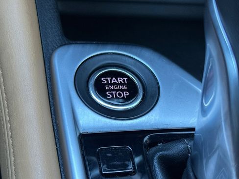 Used 2024 Nissan Sentra SV w/ SV Premium Package image 28