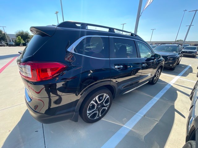 Used 2023 Subaru Ascent Touring AWD/4WD image 3
