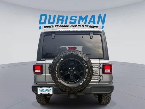 Used 2020 Jeep Wrangler Unlimited Willys image 5