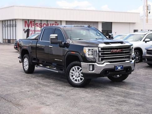 Used 2022 GMC Sierra 2500 SLT AWD/4WD image 2