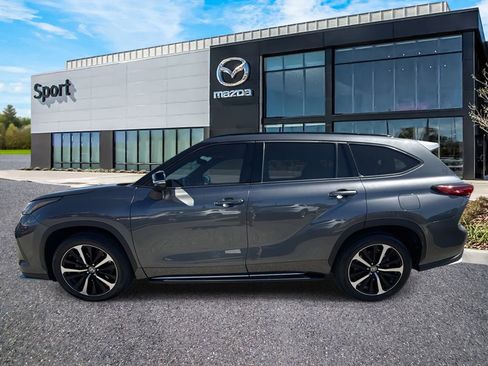 Used 2022 Toyota Highlander XSE image 7