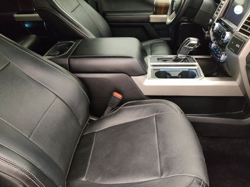 Used 2016 Ford F150 Lariat w/ Equipment Group 502A Luxury image 21