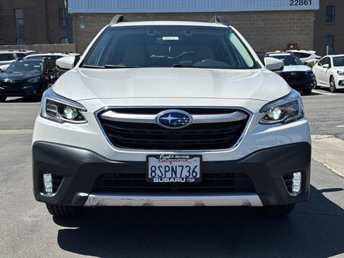 Used 2020 Subaru Outback Limited w/ Popular Package #2 AWD/4WD image 3