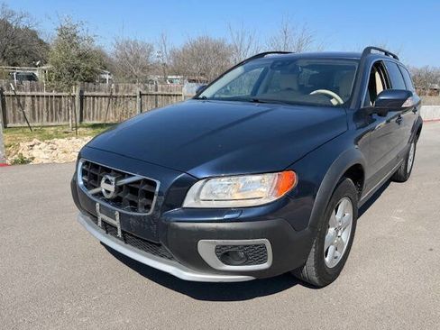 Used 2013 Volvo XC70 3.2 image 4