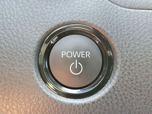 Used 2026 Toyota Camry SE w/ Convenience Package image 33