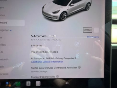 Used 2020 Tesla Model 3 Standard Range Plus RWD image 5