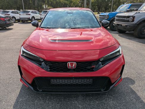 Used 2025 Honda Civic Type R image 8