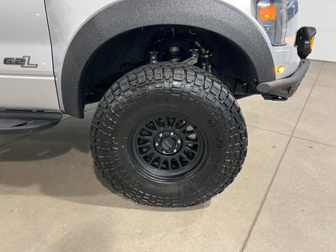 Used 2013 Ford F150 Raptor w/ Luxury Equipment Group image 40