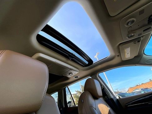 Used 2016 Buick Enclave Leather w/ Enclave Tuscan Edition image 22