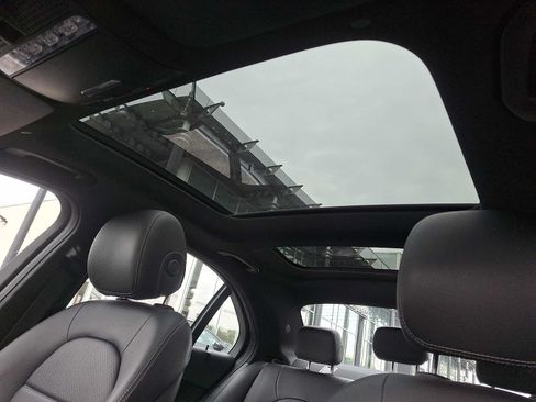 Certified 2021 Mercedes-Benz C 300 4MATIC Sedan image 11