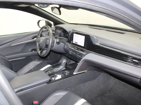 Used 2025 Toyota Camry SE FWD image 21