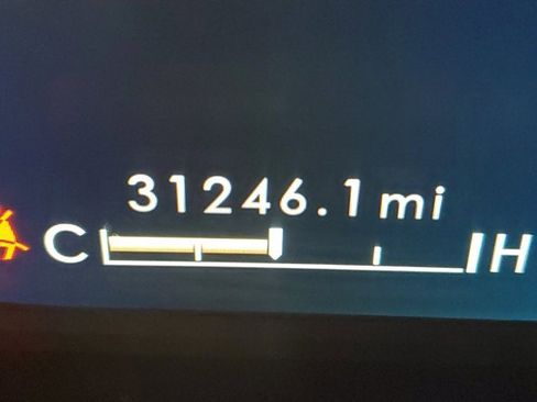 Certified 2023 Lincoln Nautilus Reserve image 24