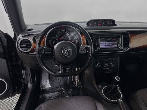 Used 2013 Volkswagen Beetle Turbo Fender image 20