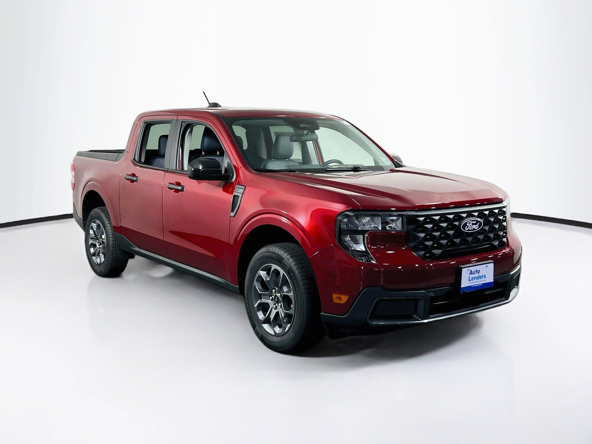 Used 2025 Ford Maverick XLT w/ XLT Luxury Package FWD image 3