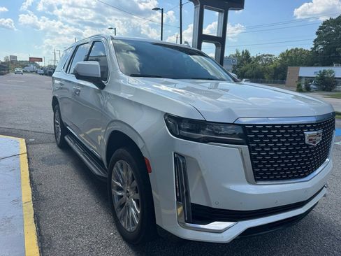Certified 2023 Cadillac Escalade Premium Luxury w/ Performance Package AWD/4WD image 8