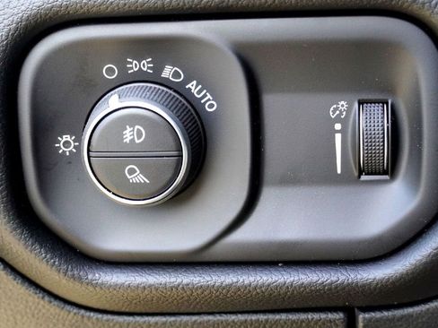 New 2026 RAM 1500 Lone Star AWD/4WD image 24