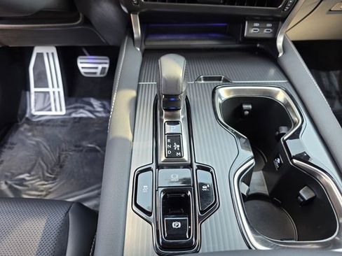 Used 2025 Lexus RX 500h F Sport w/ Convenience Package image 26