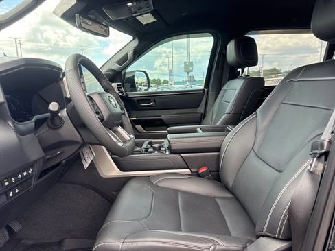 Used 2026 Toyota Tundra Limited AWD/4WD image 13
