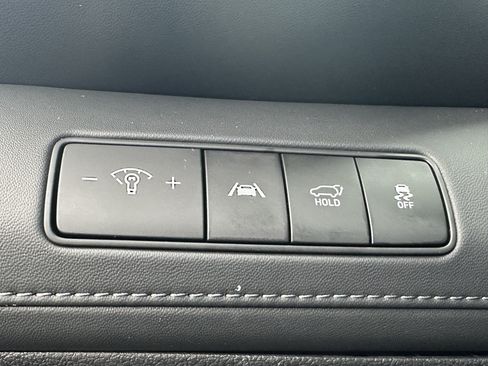 Used 2022 Hyundai Santa Fe SEL w/ Convenience + Premium Package FWD image 31