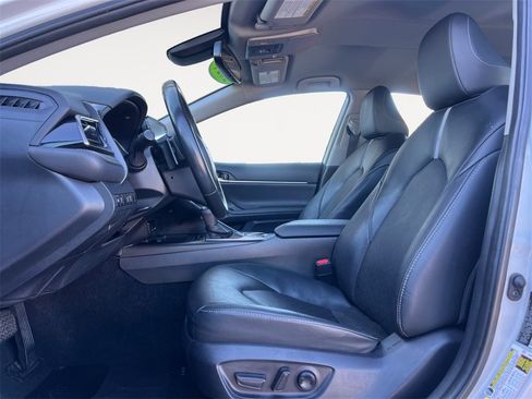 Used 2024 Toyota Camry XSE image 9