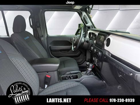 Certified 2021 Jeep Wrangler Unlimited Islander image 11