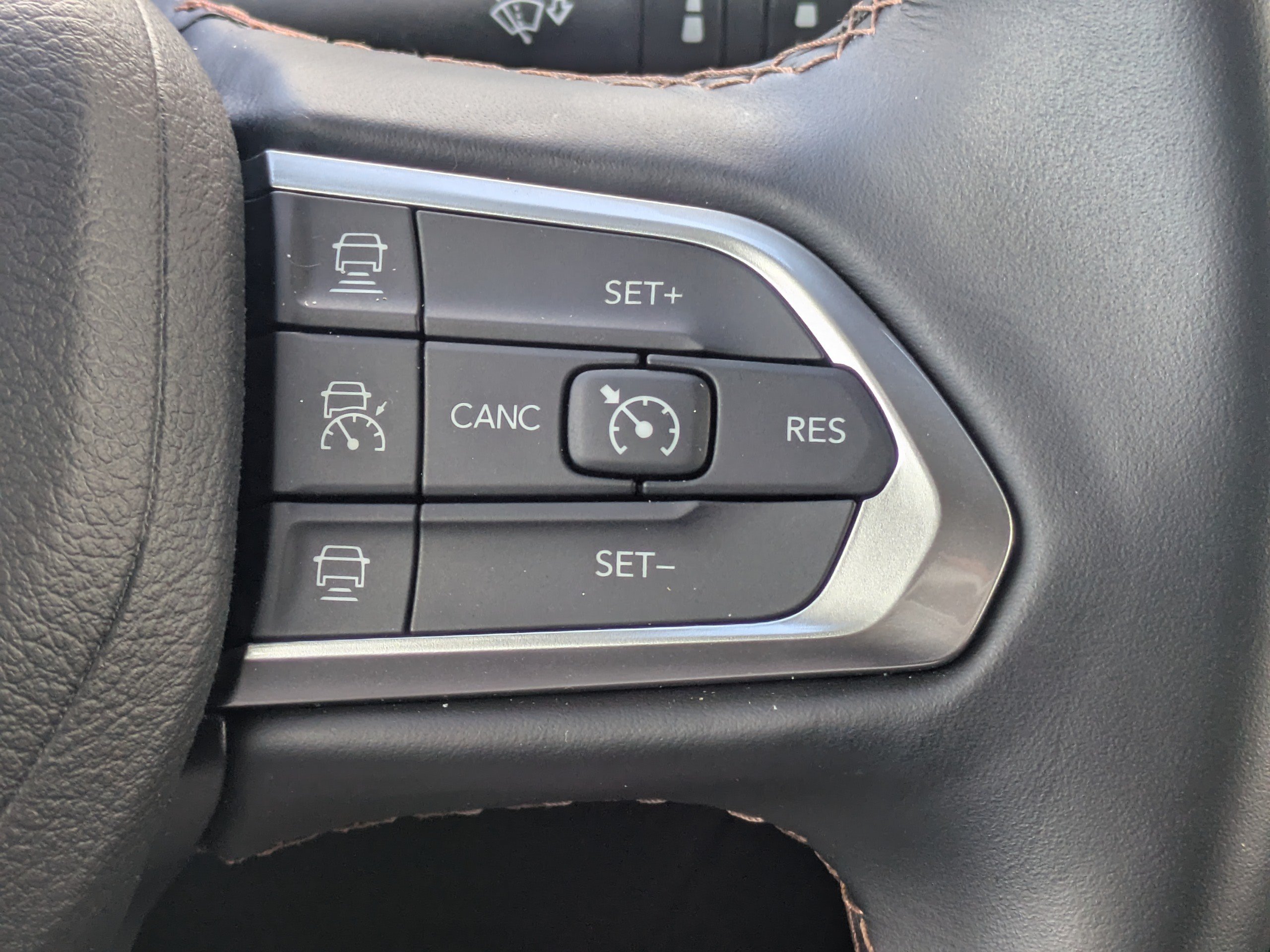 Used 2022 Jeep Compass Limited AWD/4WD image 26
