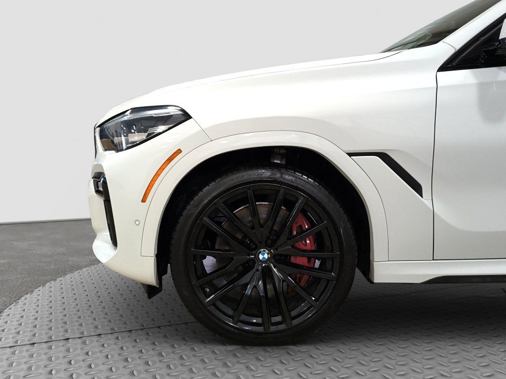 Used 2021 BMW X6 M50i AWD/4WD image 22