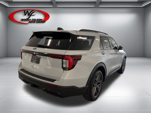 New 2026 Ford Explorer ST-Line w/ ST-Line Street Pack RWD image 6