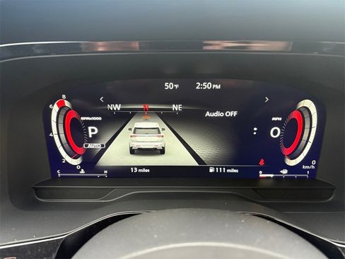 New 2025 Nissan Pathfinder Platinum image 13