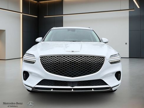 Used 2025 Genesis GV70 2.5T AWD/4WD image 2