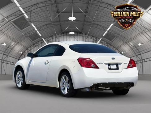 Used 2012 Nissan Altima 2.5 S FWD image 10