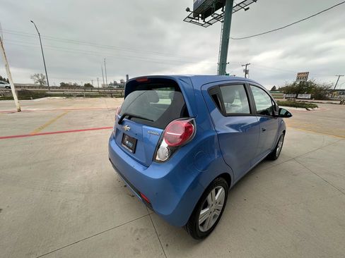 Used 2014 Chevrolet Spark LT image 5