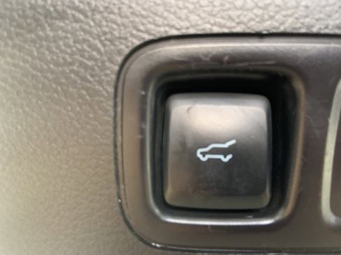 Used 2019 Ford Expedition XLT w/ Equipment Group 202A image 26