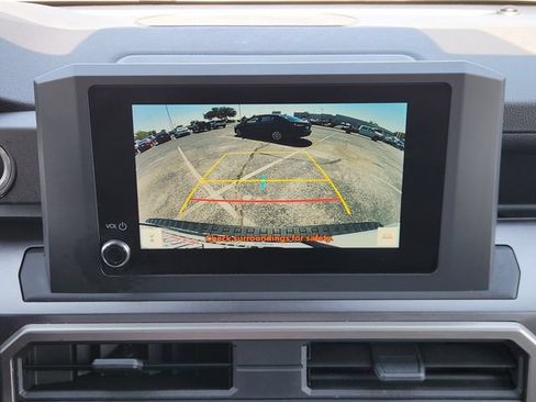 Certified 2025 Toyota 4Runner SR5 AWD/4WD image 17