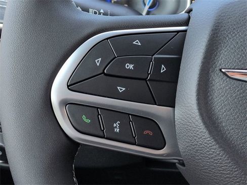 New 2026 Chrysler Pacifica Select image 25