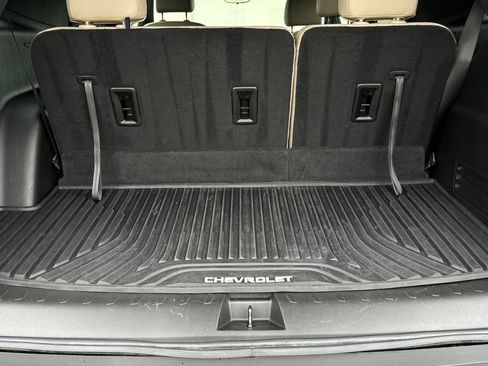 Certified 2023 Chevrolet Traverse LT w/ LT Premium Package image 18