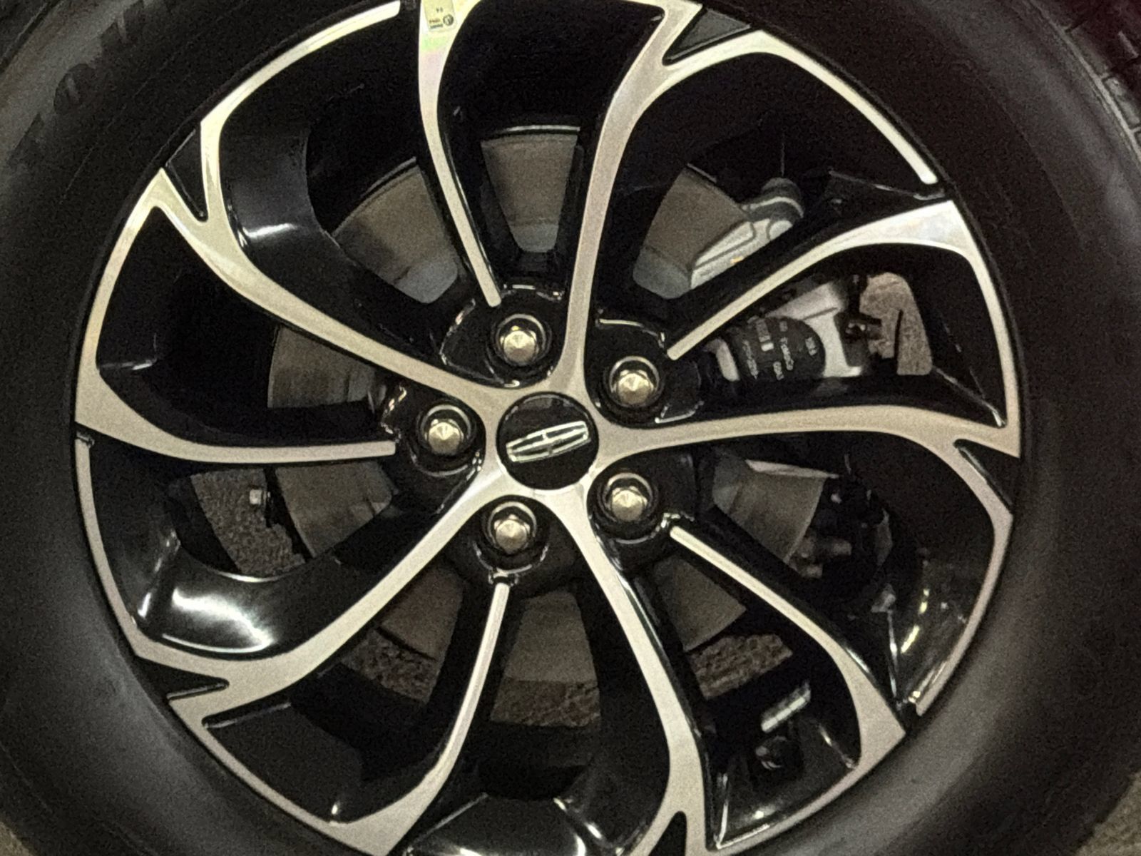 New 2026 Lincoln Nautilus Premier AWD/4WD image 4