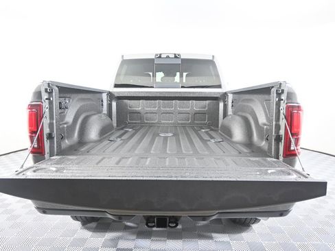 New 2026 RAM 3500 Big Horn AWD/4WD image 6