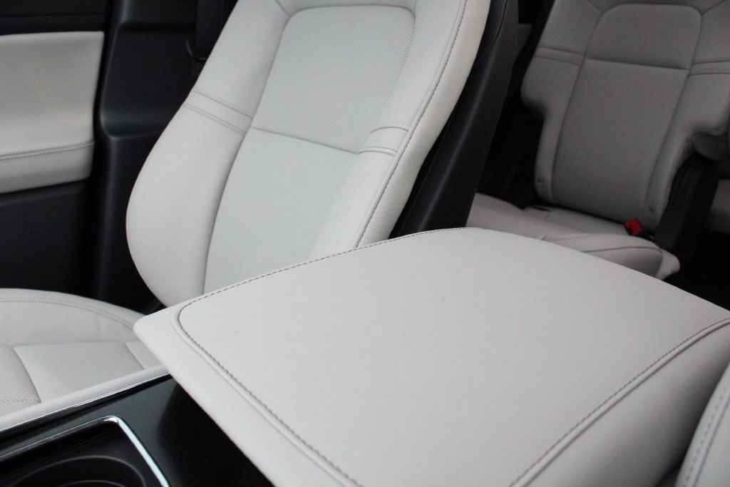 New 2027 Lincoln Aviator AWD image 17