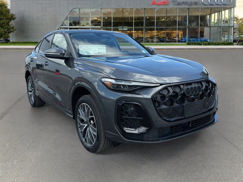 New 2026 Audi Q5 Premium Plus AWD/4WD image 1