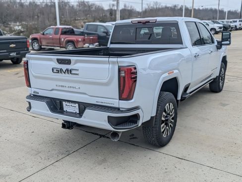 New 2026 GMC Sierra 3500 Denali Ultimate image 7