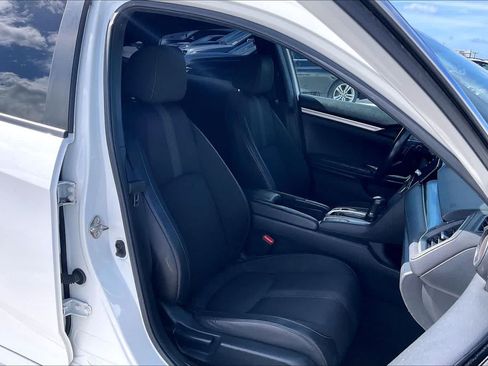 Used 2019 Honda Civic Sport image 13
