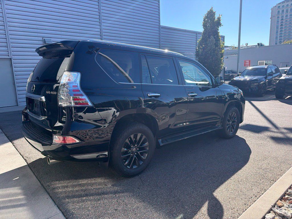 Used 2021 Lexus GX 460 Premium w/ Premium Plus Package AWD/4WD image 5