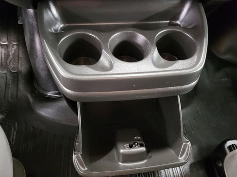 Used 2025 Chevrolet Express 3500 LS image 19