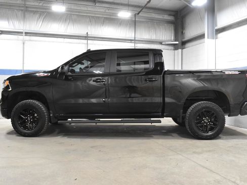 Used 2024 Chevrolet Silverado 1500 LT Trail Boss AWD/4WD image 19