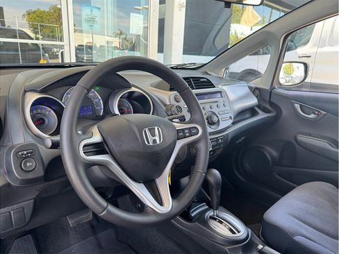 Used 2010 Honda Fit Sport image 21