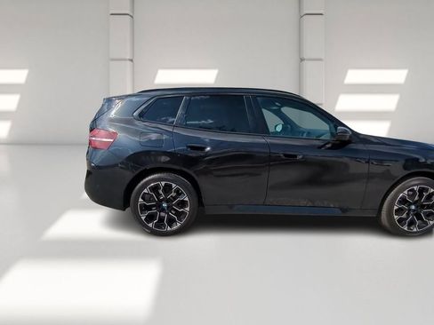 Used 2025 BMW X3 xDrive30i image 4